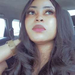 Prettyngl's Chat & Dating Profile